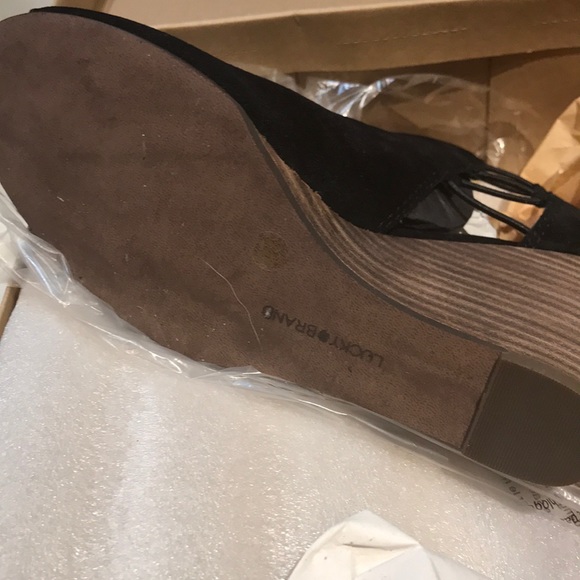 Brand new Lucky Brand - Picture 2 of 6